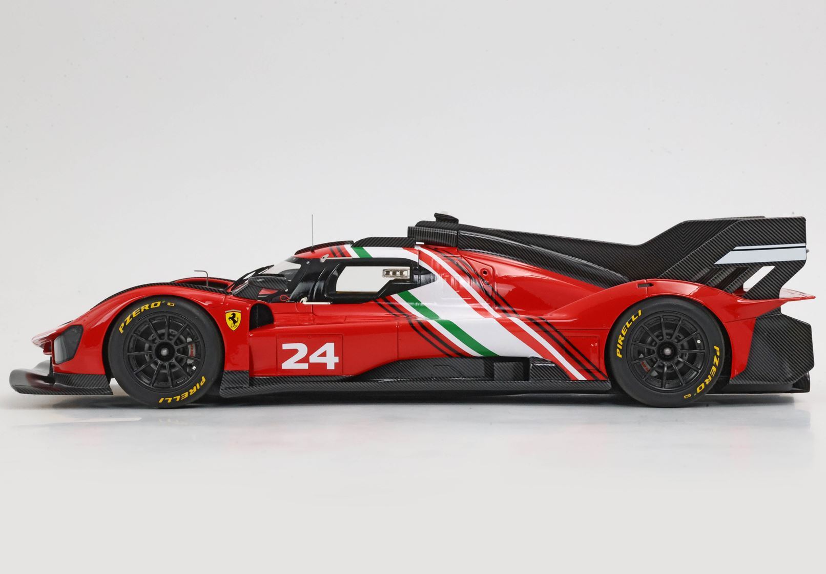 FERRARI 499P modificata con base in fibra di carbonio - Vroomi